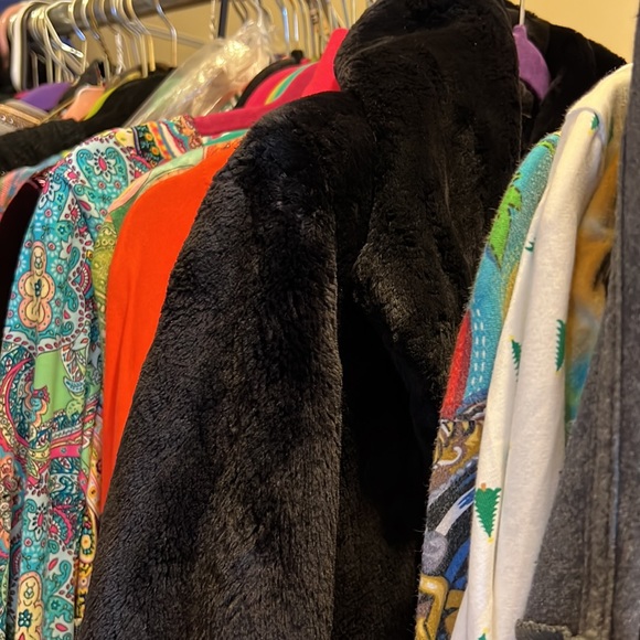 Solid black real mink coat - Picture 9 of 9